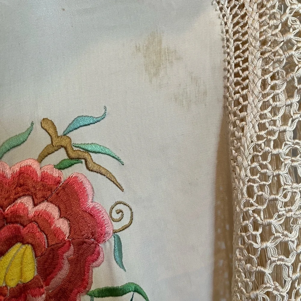 Vintage Japanese Silk Embroidered Manton Manila Piano Shawl